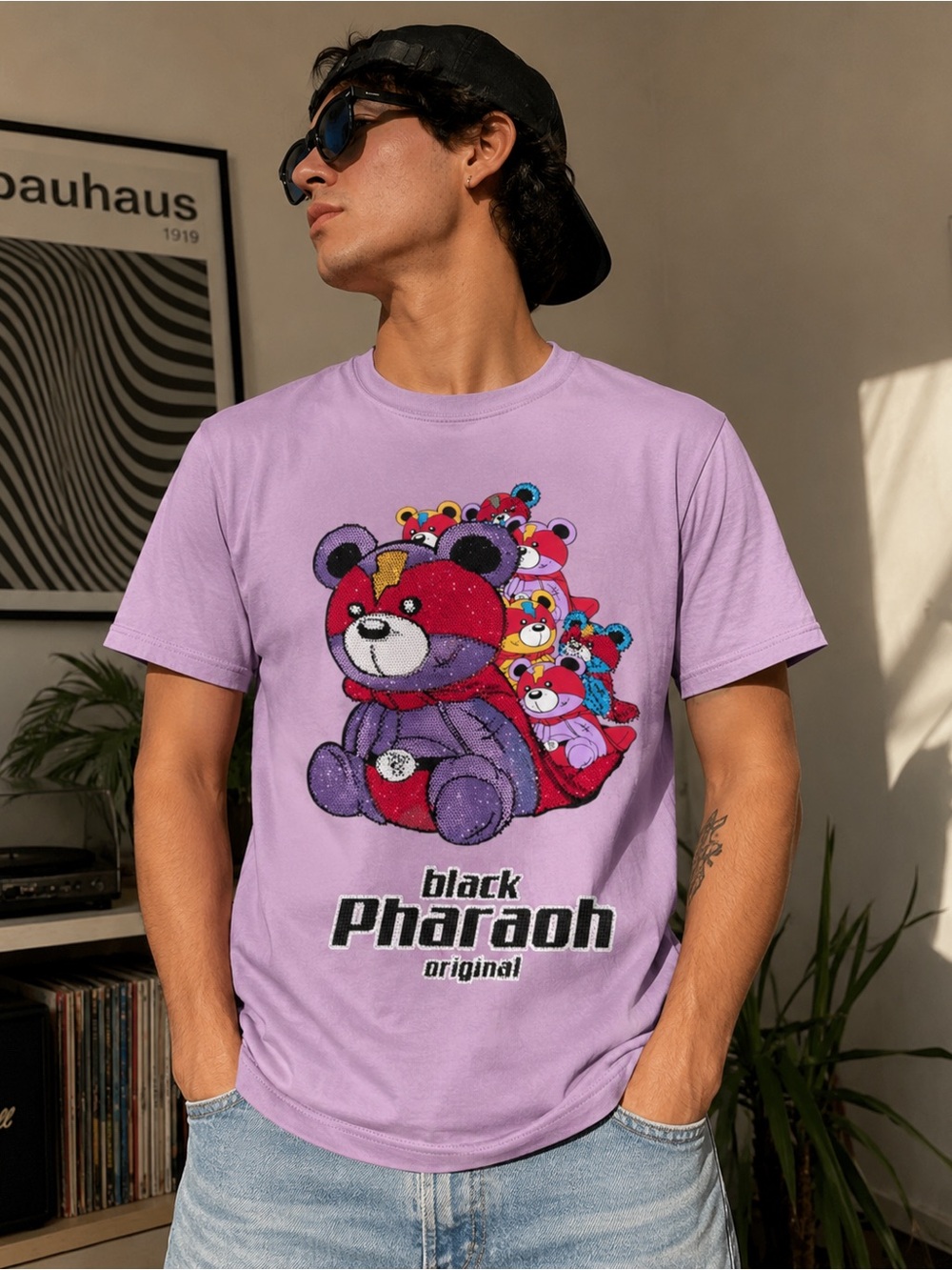 Black Pharaoh Rhinestone Teddy Bear Graphic T Shirt Purple Men's Small lilac NWT